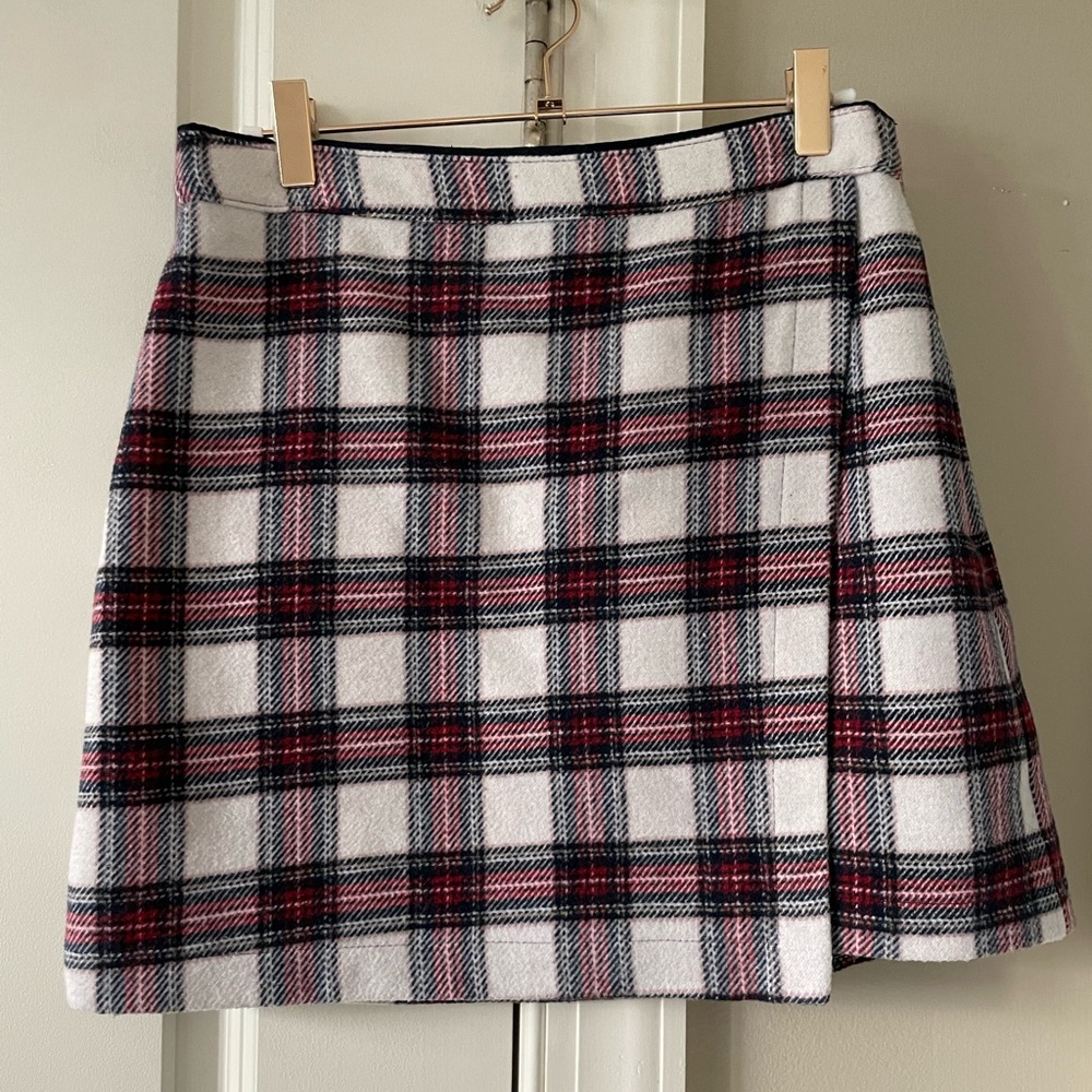 Abercrombie Red Plaid Skirt Size Medium